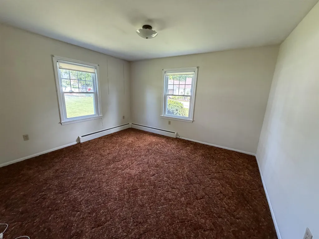 5 Ridgewood Terrace Exeter NH 03833