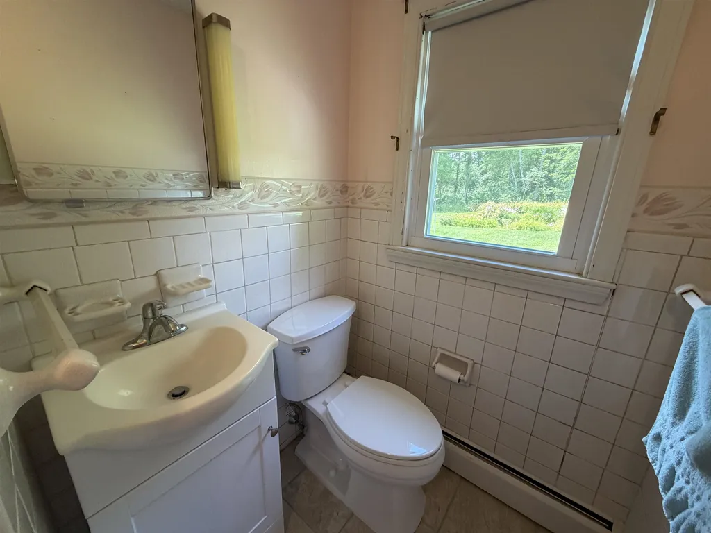 5 Ridgewood Terrace Exeter NH 03833