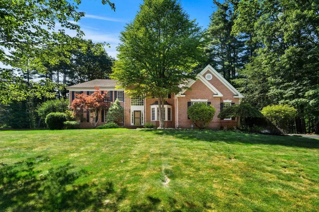 33 Marston Road Bedford NH 03110