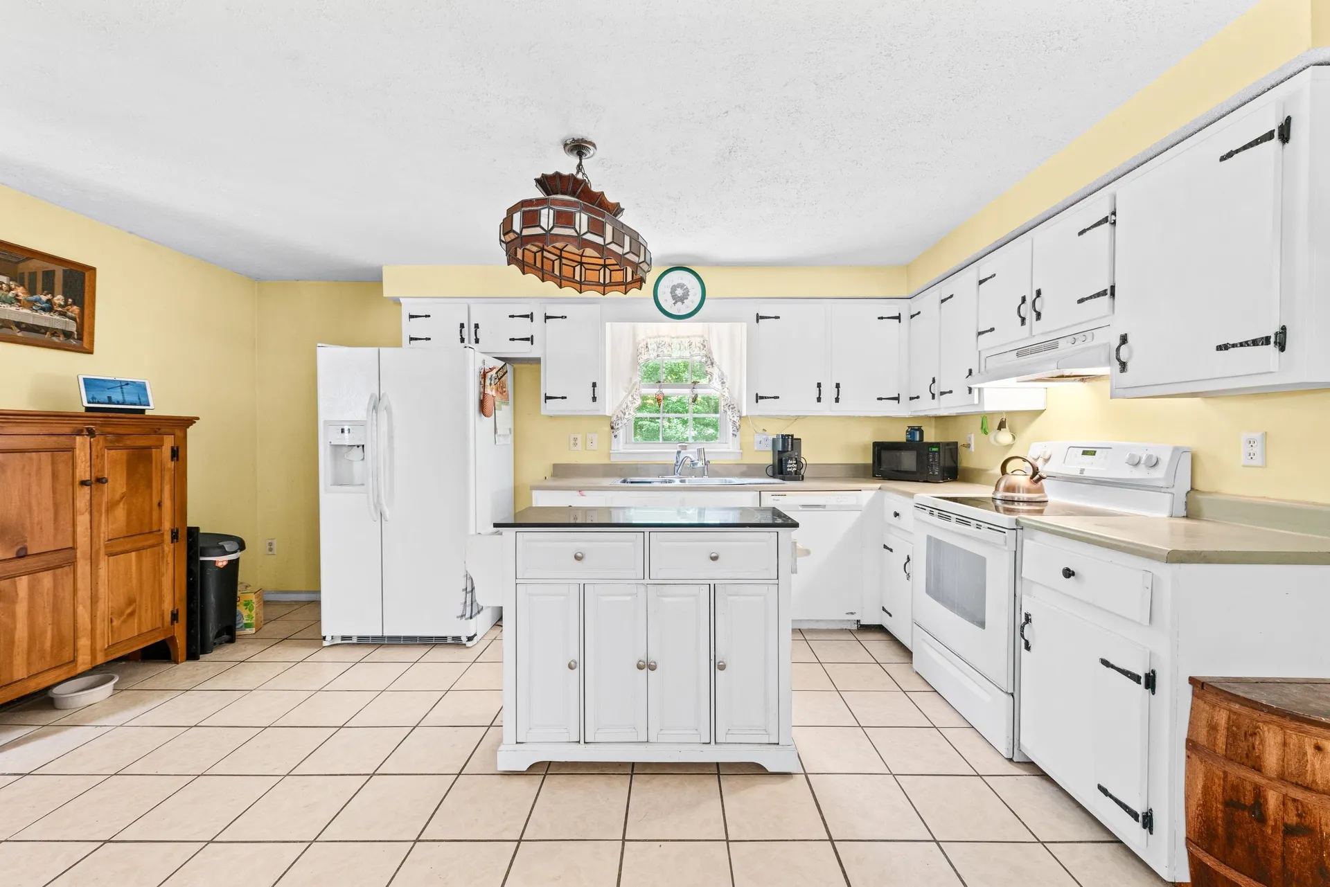 86 Mo-sett Avenue Goffstown NH 03045