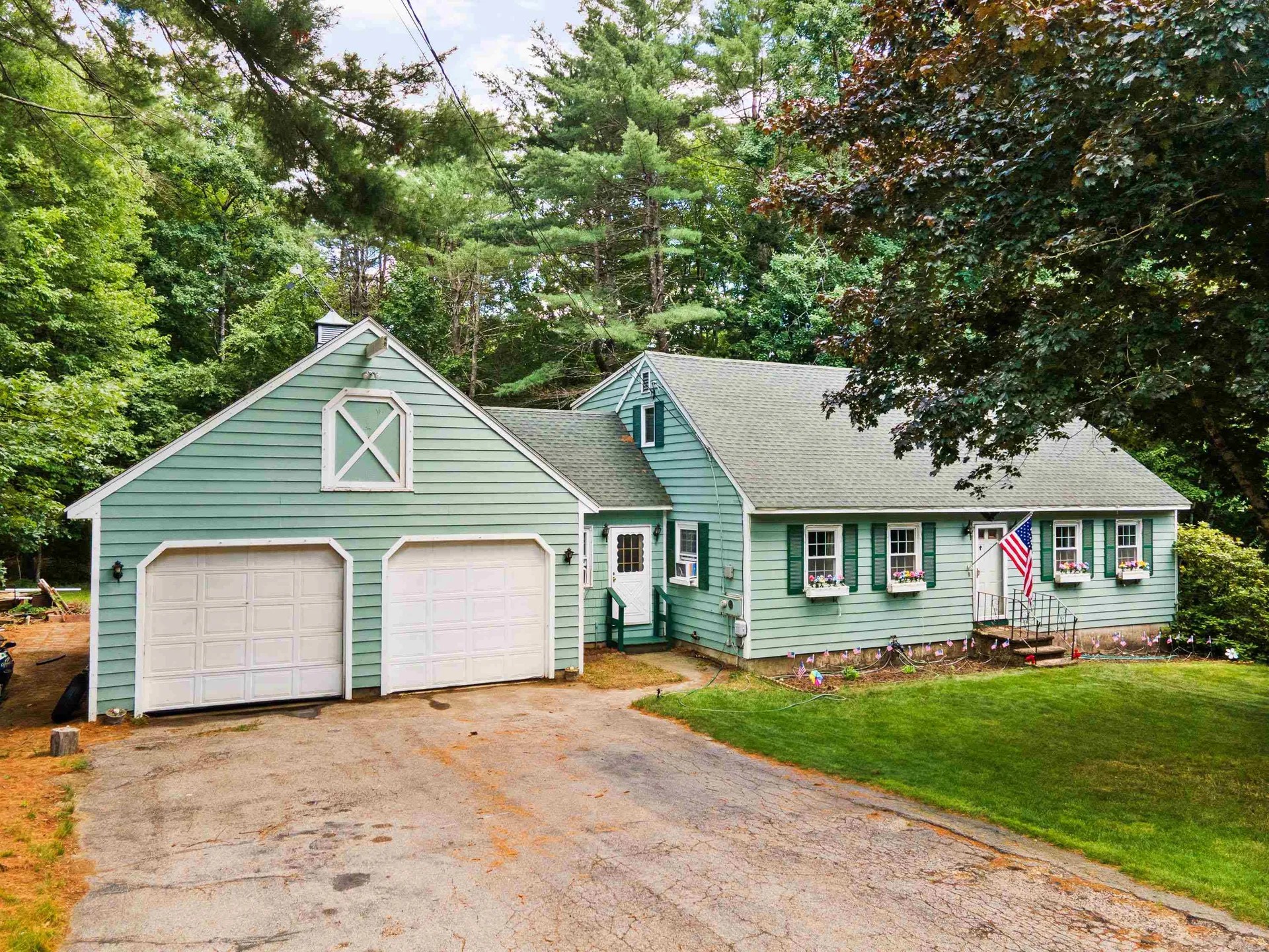 86 Mo-sett Avenue Goffstown NH 03045
