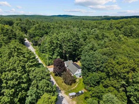86 Mo-sett Avenue Goffstown NH 03045