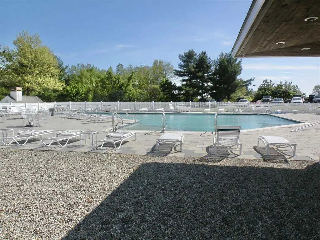 12 Mt. Laurels Drive Nashua NH 03062