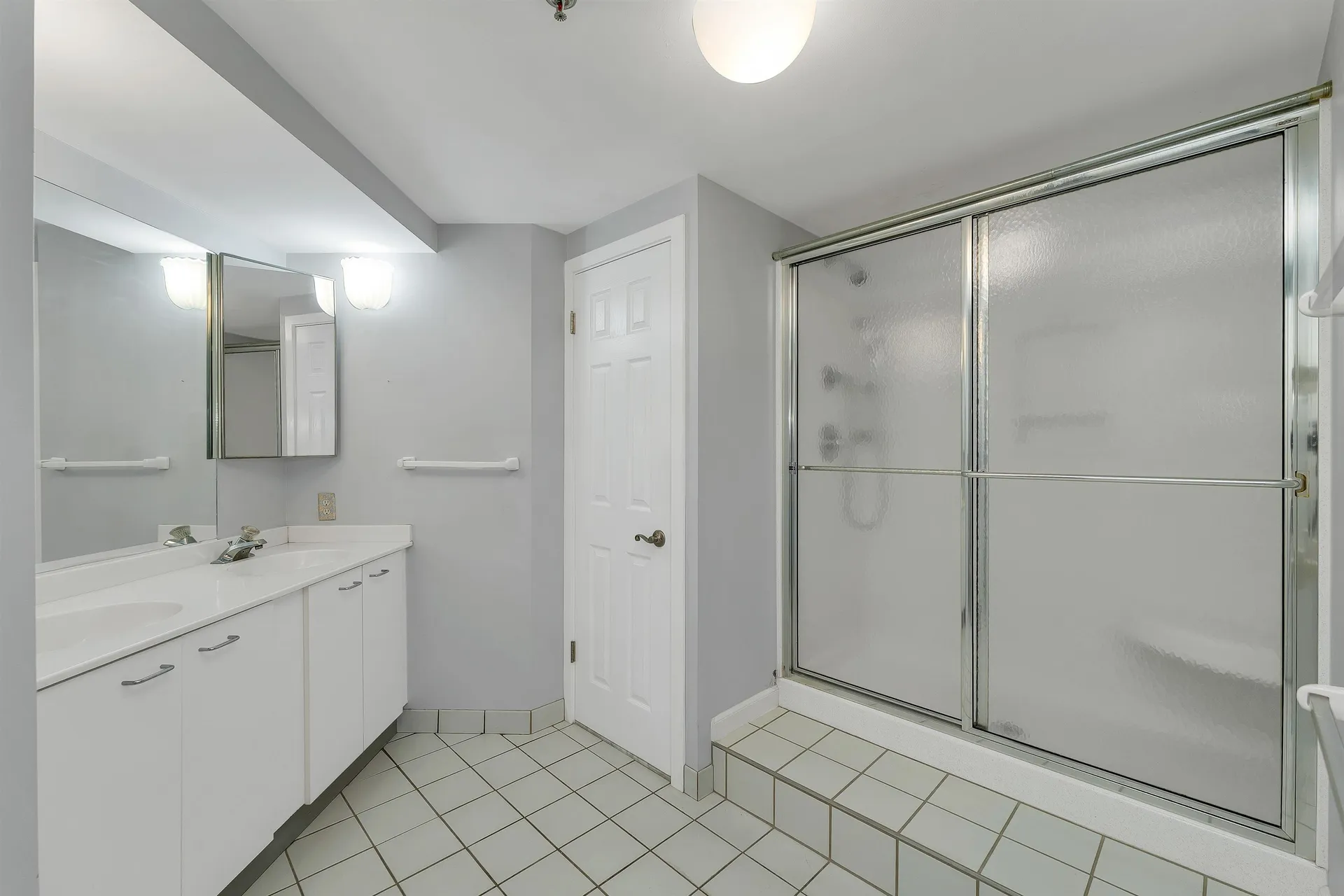12 Mt. Laurels Drive Nashua NH 03062