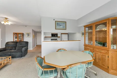 12 Mt. Laurels Drive Nashua NH 03062