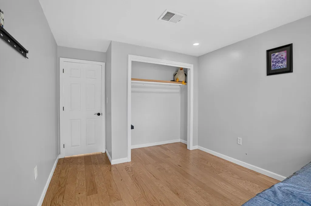 264 Stonebridge Drive Nashua NH 03063