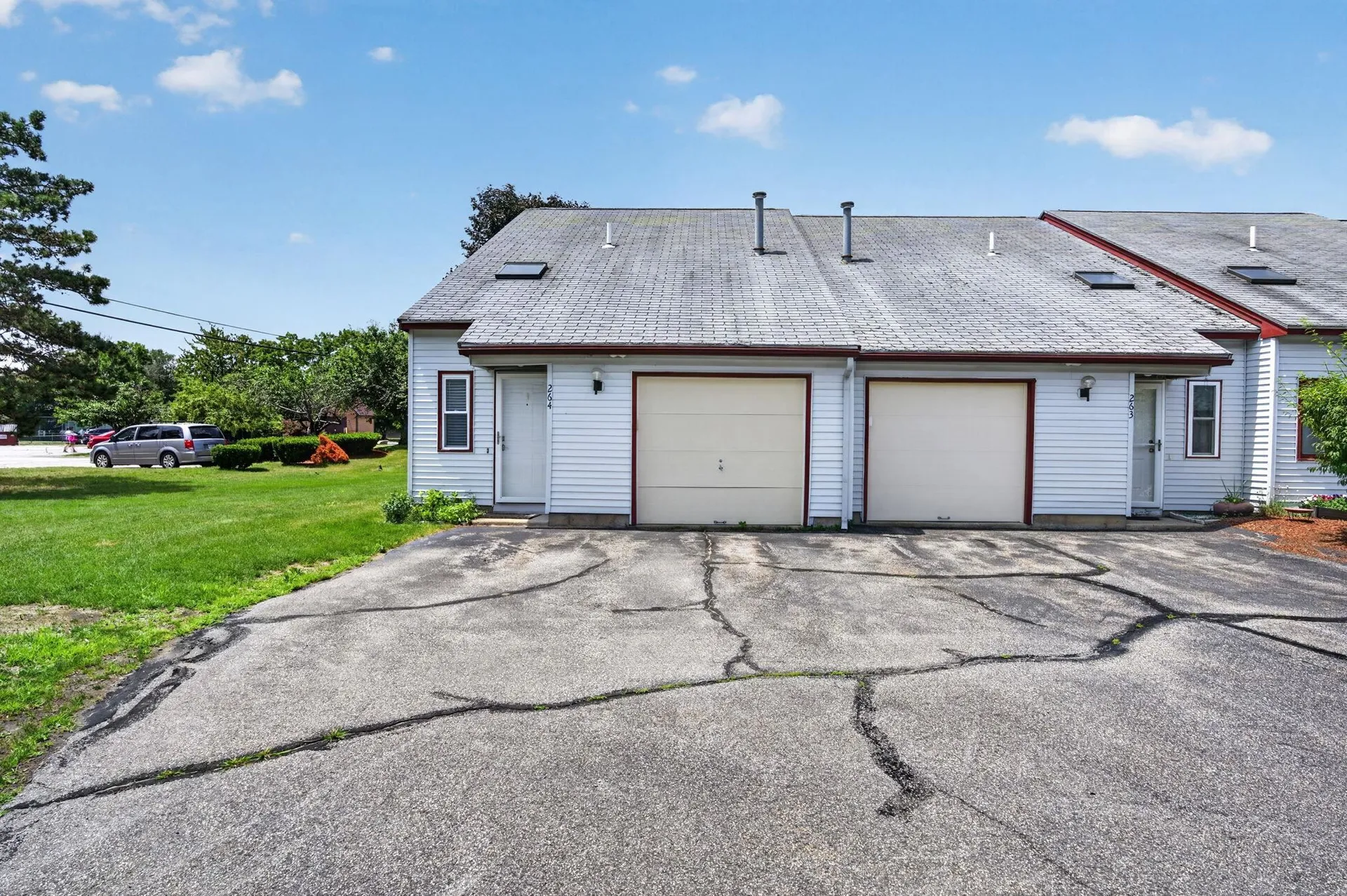 264 Stonebridge Drive Nashua NH 03063