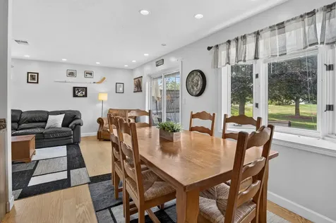 264 Stonebridge Drive Nashua NH 03063