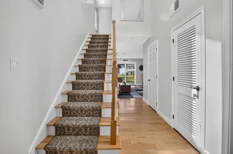 264 Stonebridge Drive Nashua NH 03063