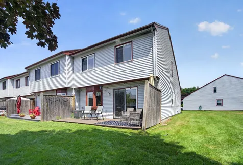 264 Stonebridge Drive Nashua NH 03063