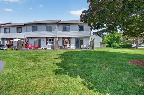 264 Stonebridge Drive Nashua NH 03063