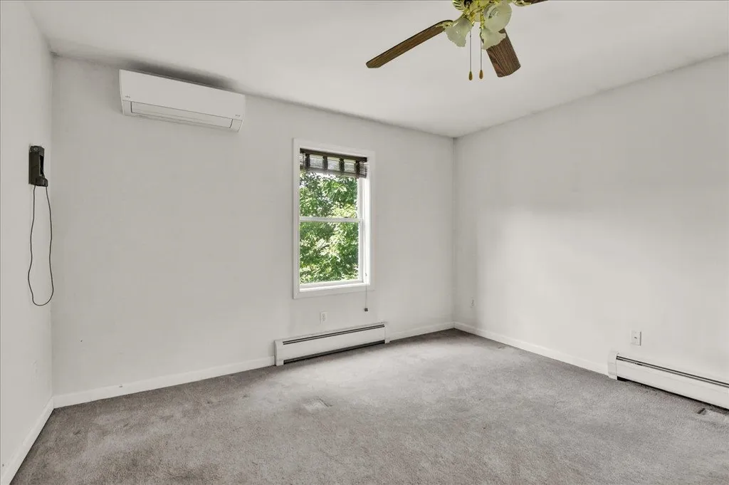 15 Whitefield Drive Cambridge VT 05464
