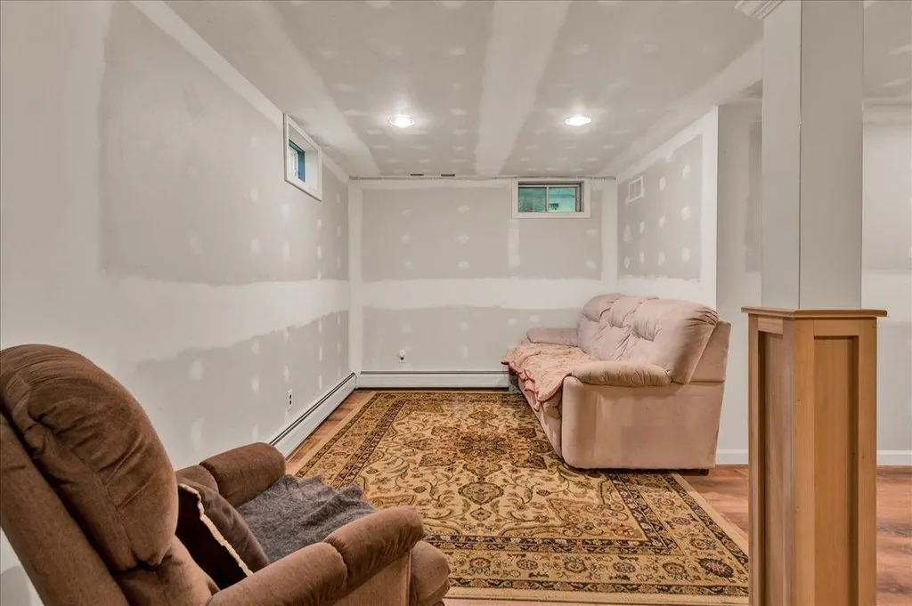 15 Whitefield Drive Cambridge VT 05464