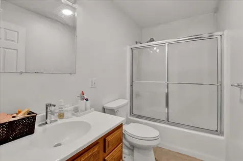 15 Whitefield Drive Cambridge VT 05464