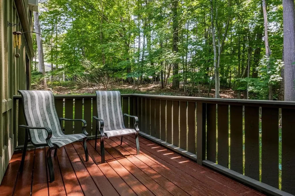 26 Pleasant Street Lebanon NH 03784