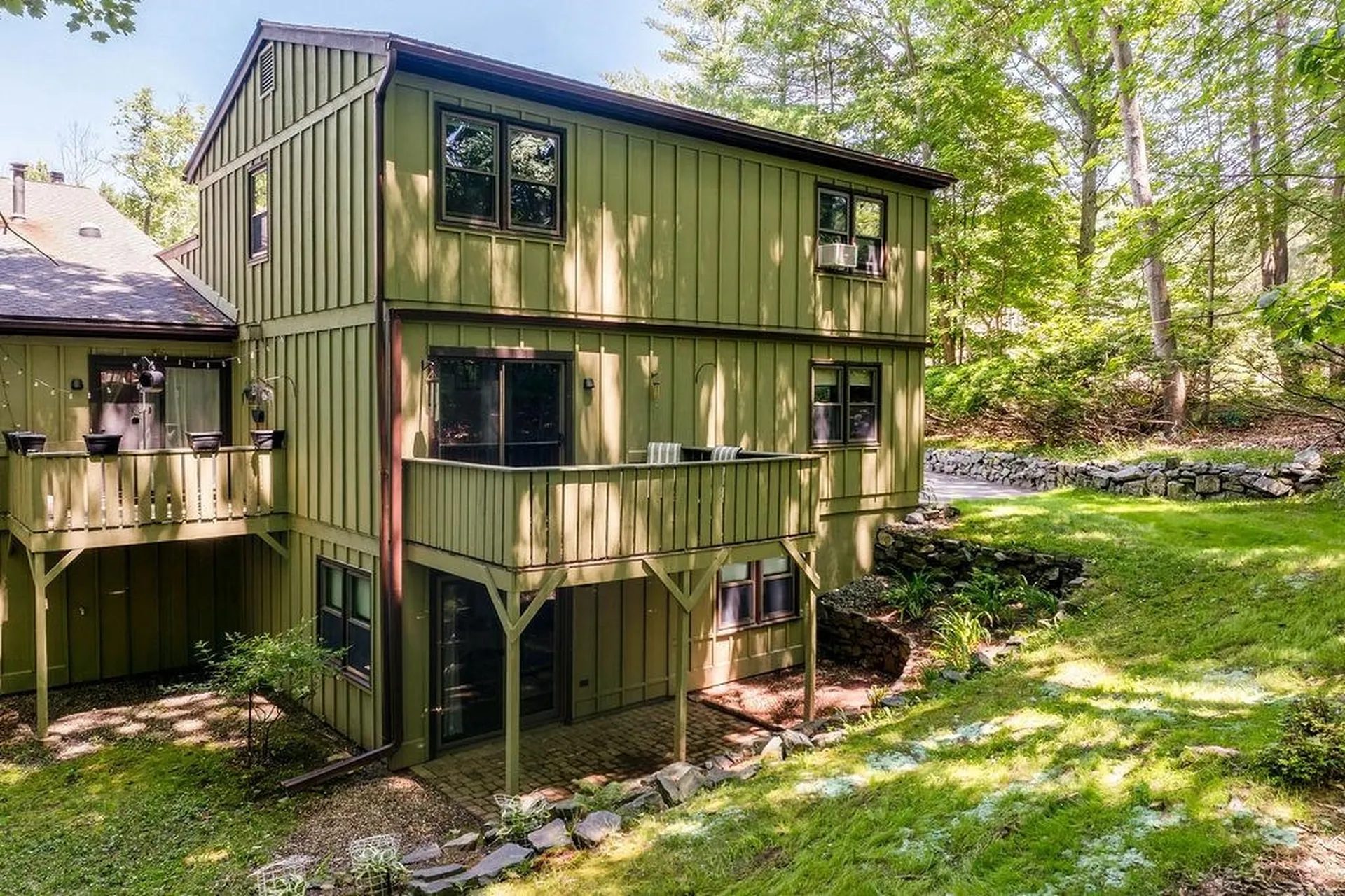 26 Pleasant Street Lebanon NH 03784