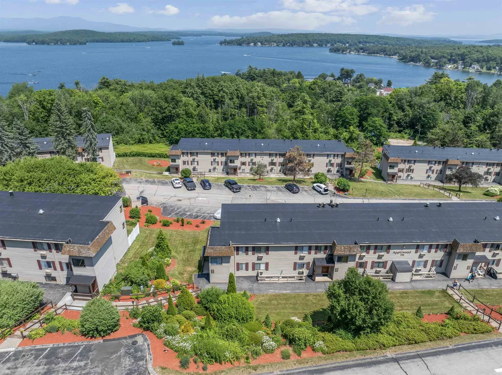 178 Treetop Circle Laconia NH 03246