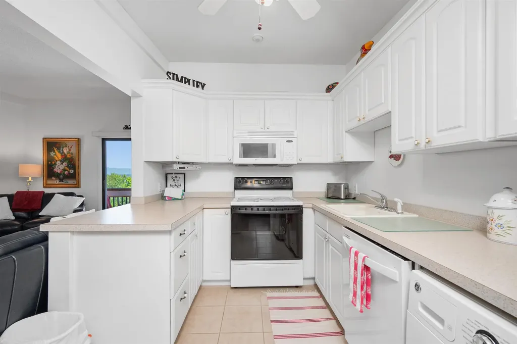 178 Treetop Circle Laconia NH 03246