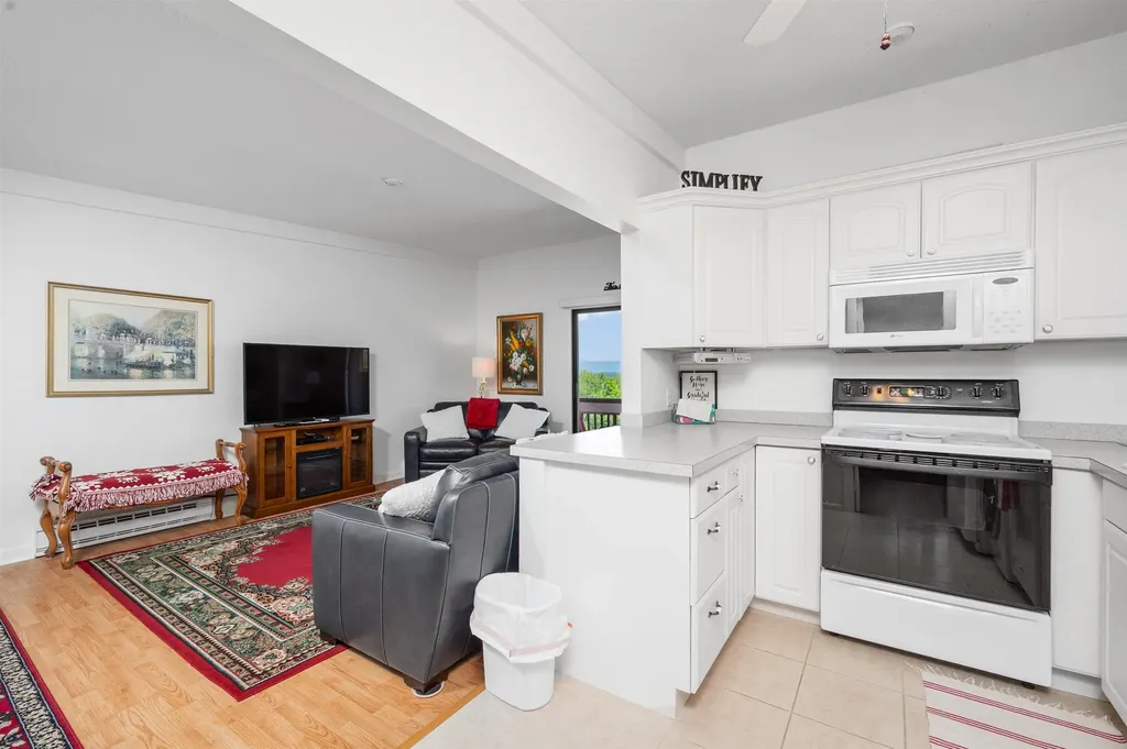 178 Treetop Circle Laconia NH 03246