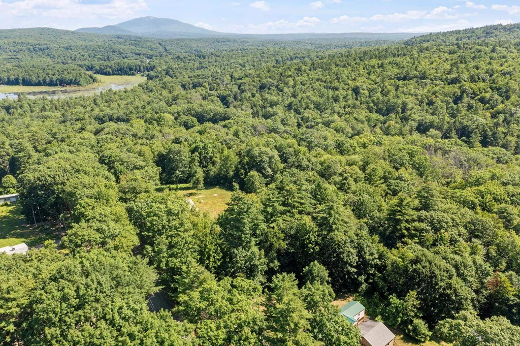 205 W Lake Road Fitzwilliam NH 03447