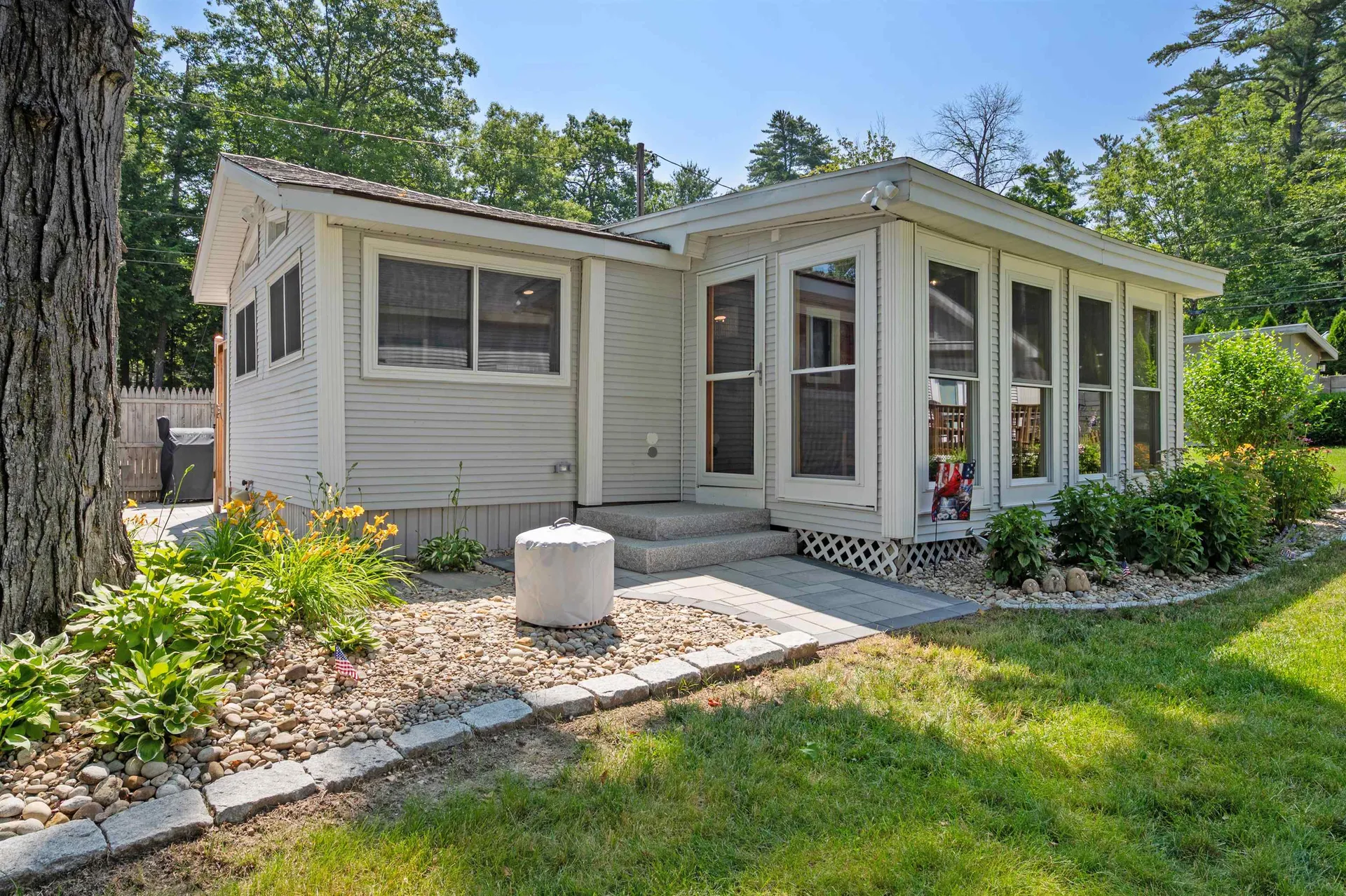 261 Dockham Shore Road Gilford NH 03249