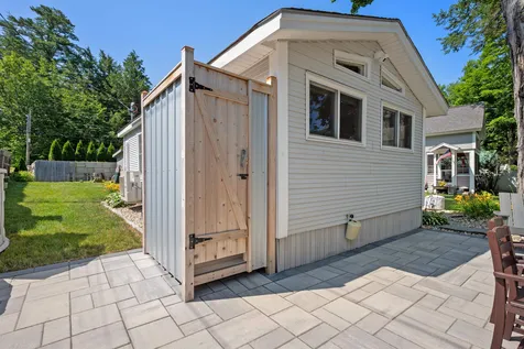 261 Dockham Shore Road Gilford NH 03249