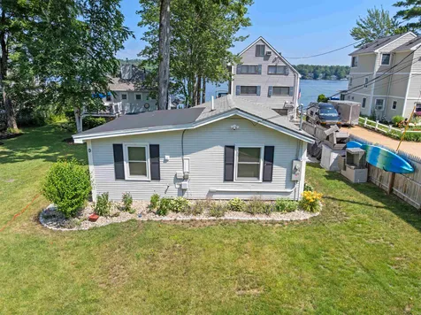261 Dockham Shore Road Gilford NH 03249
