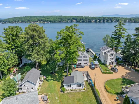 261 Dockham Shore Road Gilford NH 03249