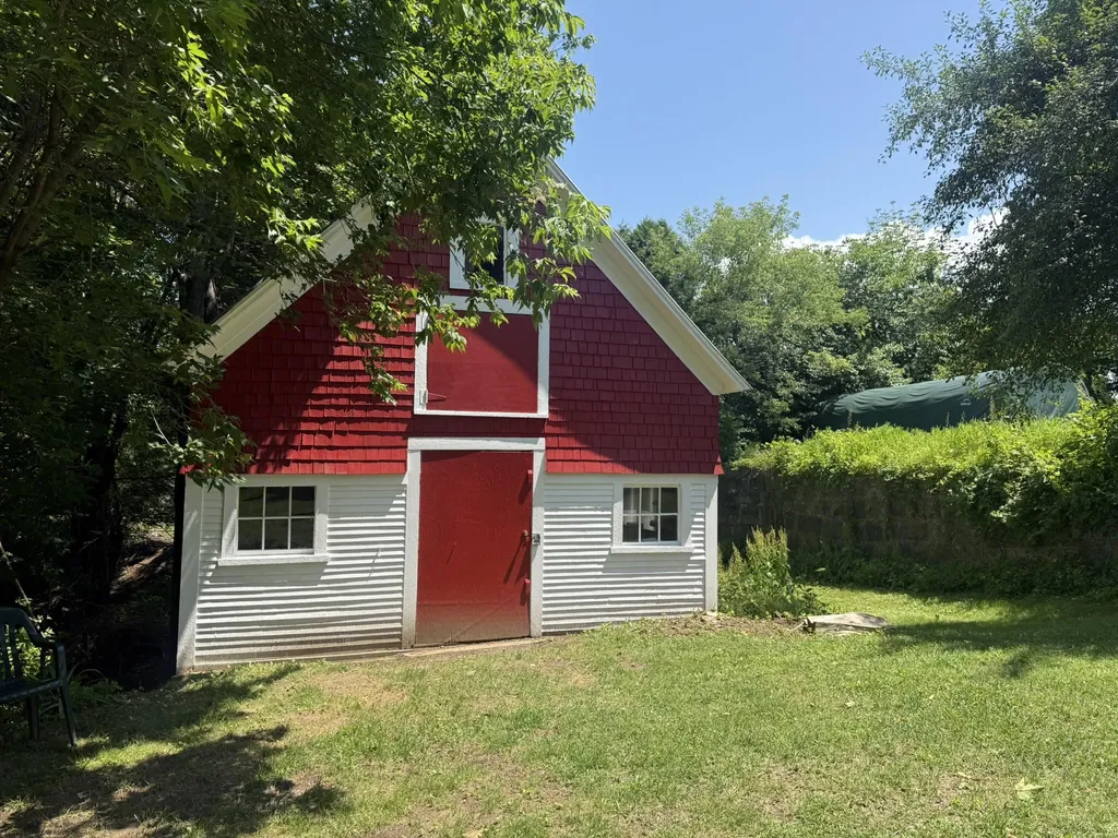 112 Terrace Hill Street Hardwick VT 05843