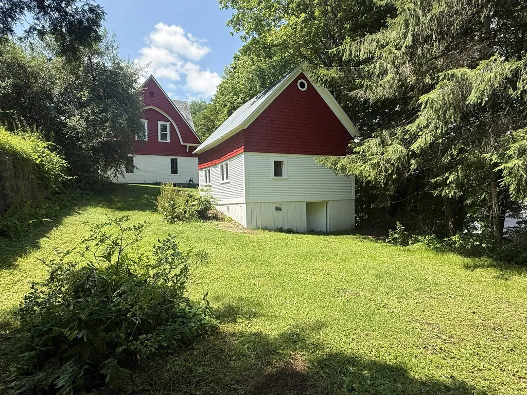 112 Terrace Hill Street Hardwick VT 05843