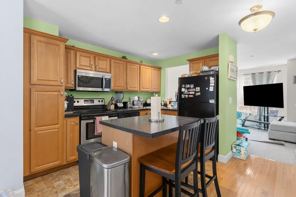 195 Silver Street Manchester NH 03103