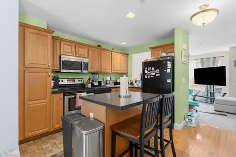 195 Silver Street Manchester NH 03103