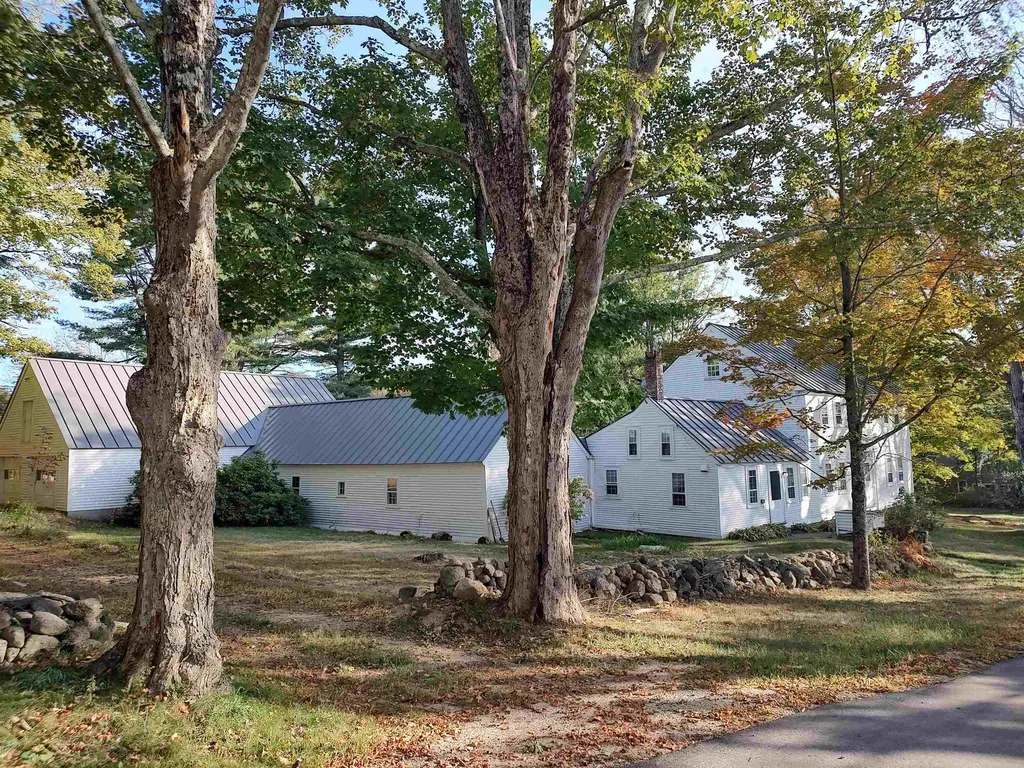 21 Trask Mountain Road Wolfeboro NH 03894