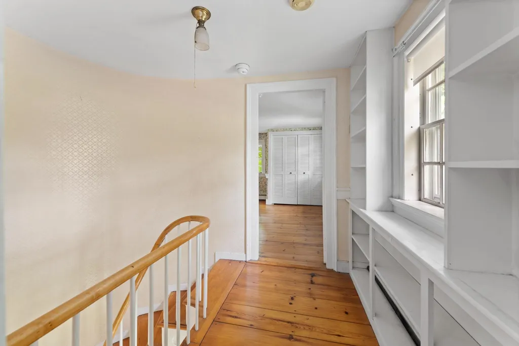21 Trask Mountain Road Wolfeboro NH 03894