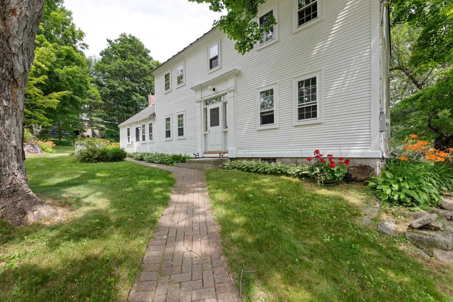 21 Trask Mountain Road Wolfeboro NH 03894