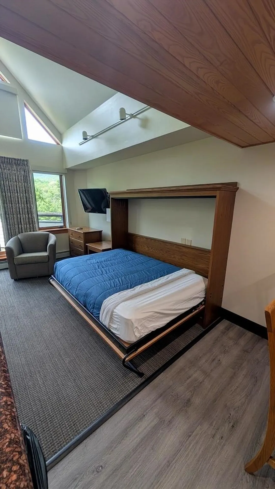90 Loon Mountain Road Lincoln NH 03251