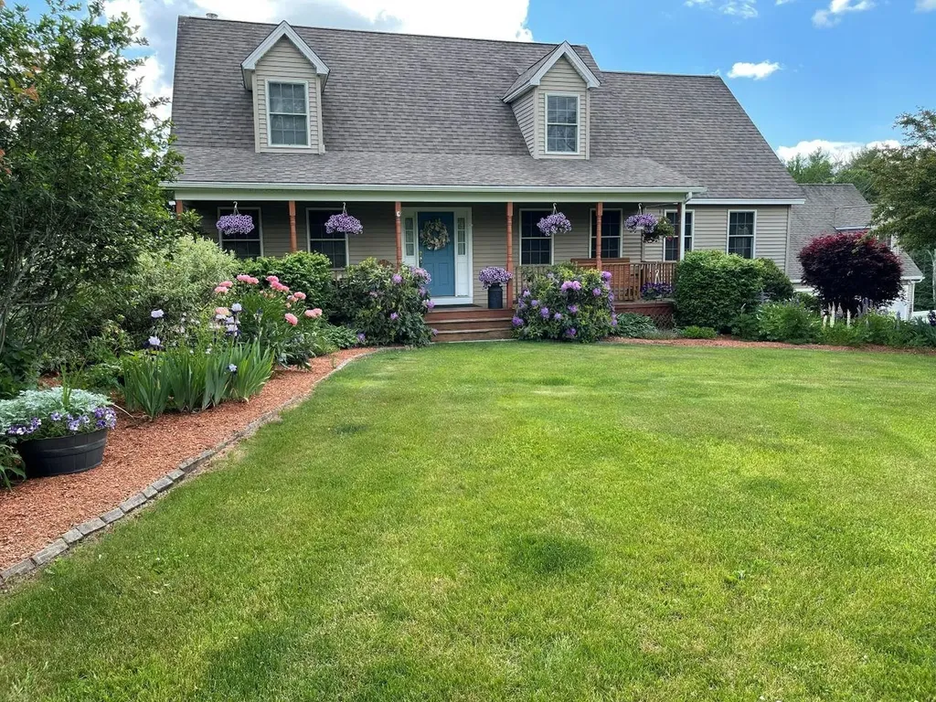 50 Range Road Pittsfield NH 03263