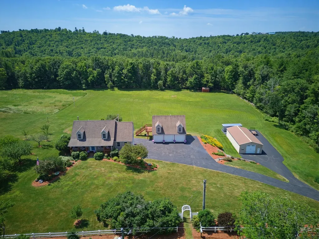 50 Range Road Pittsfield NH 03263