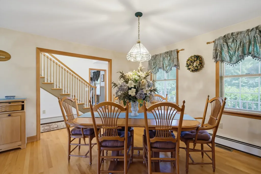 50 Range Road Pittsfield NH 03263