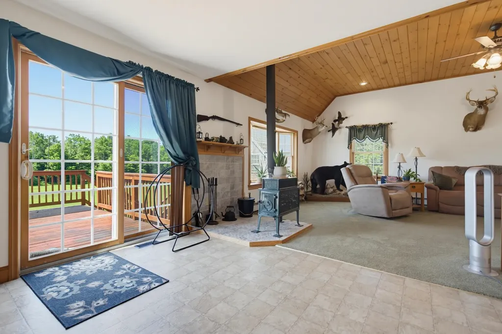 50 Range Road Pittsfield NH 03263