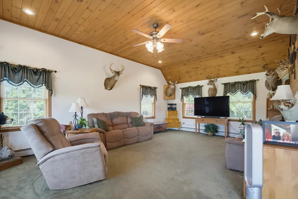 50 Range Road Pittsfield NH 03263