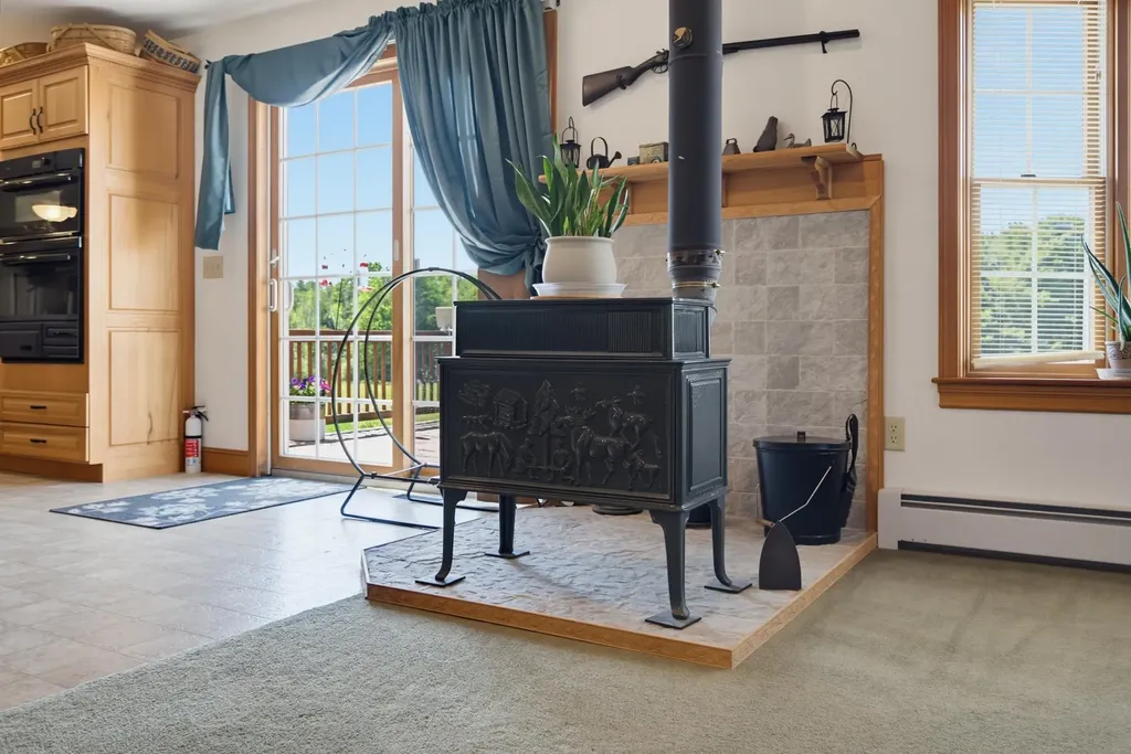 50 Range Road Pittsfield NH 03263