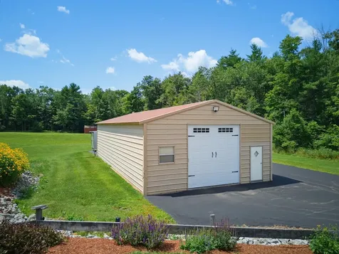 50 Range Road Pittsfield NH 03263