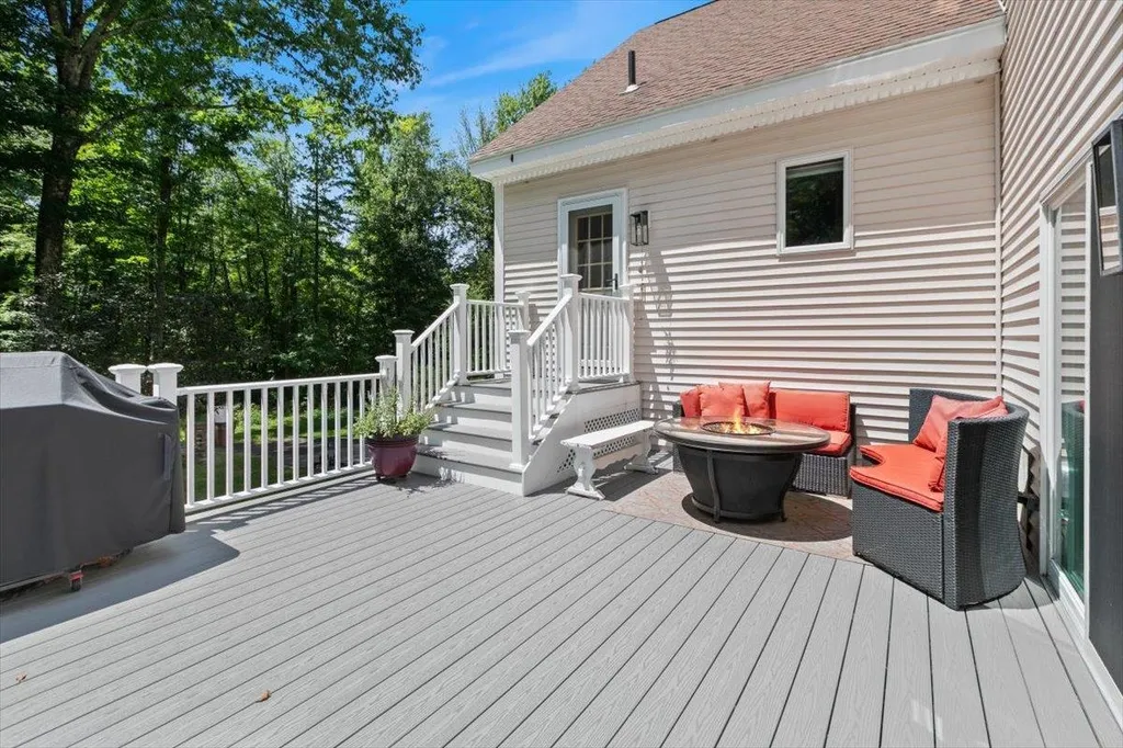 3 Rocking Chair Lane Atkinson NH 03811