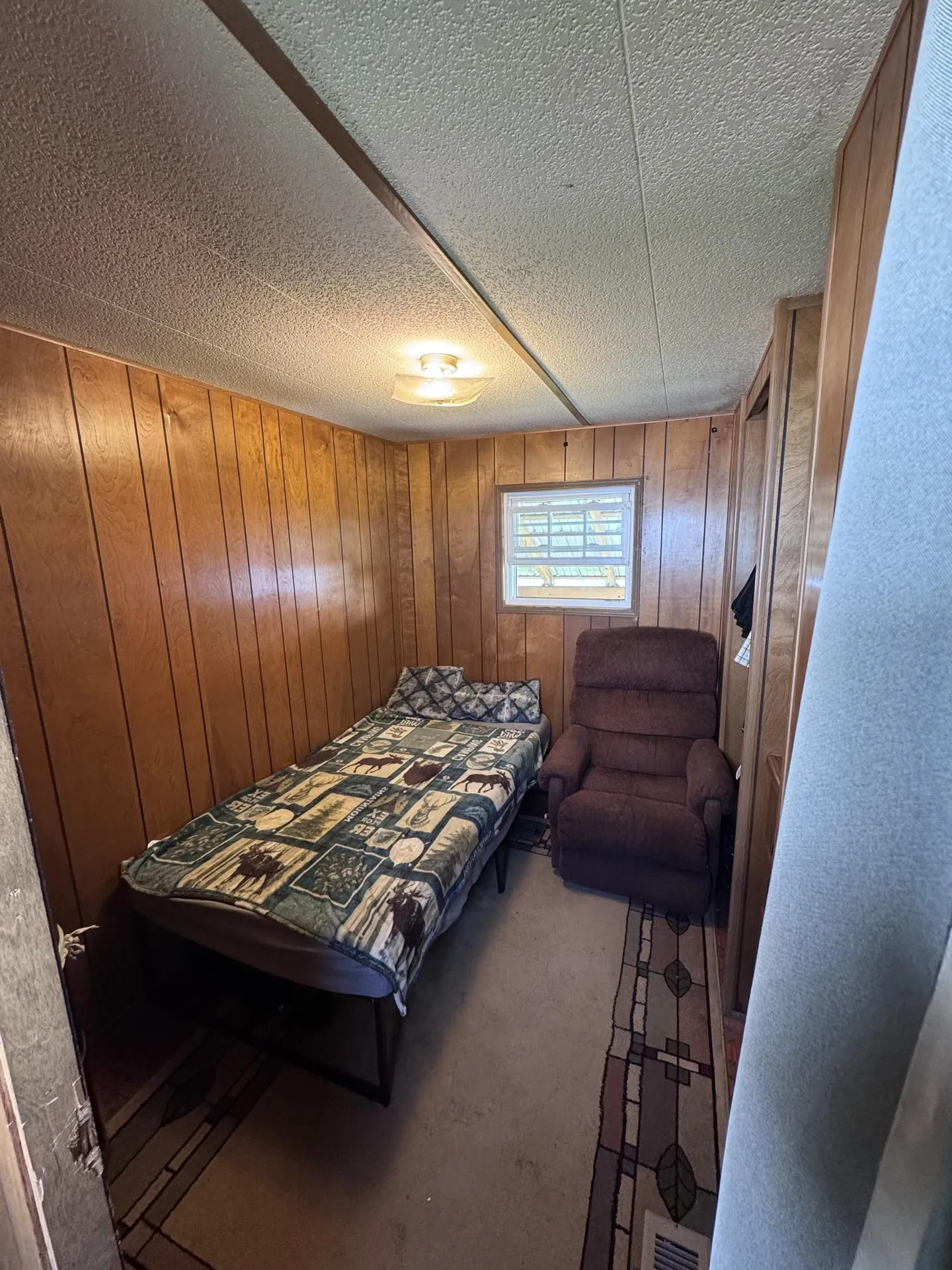 19 Childrens Way Jaffrey NH 03452