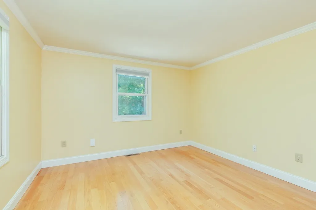 46 Cleveland Hill Road Brookline NH 03033
