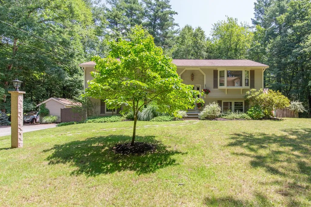 46 Cleveland Hill Road Brookline NH 03033