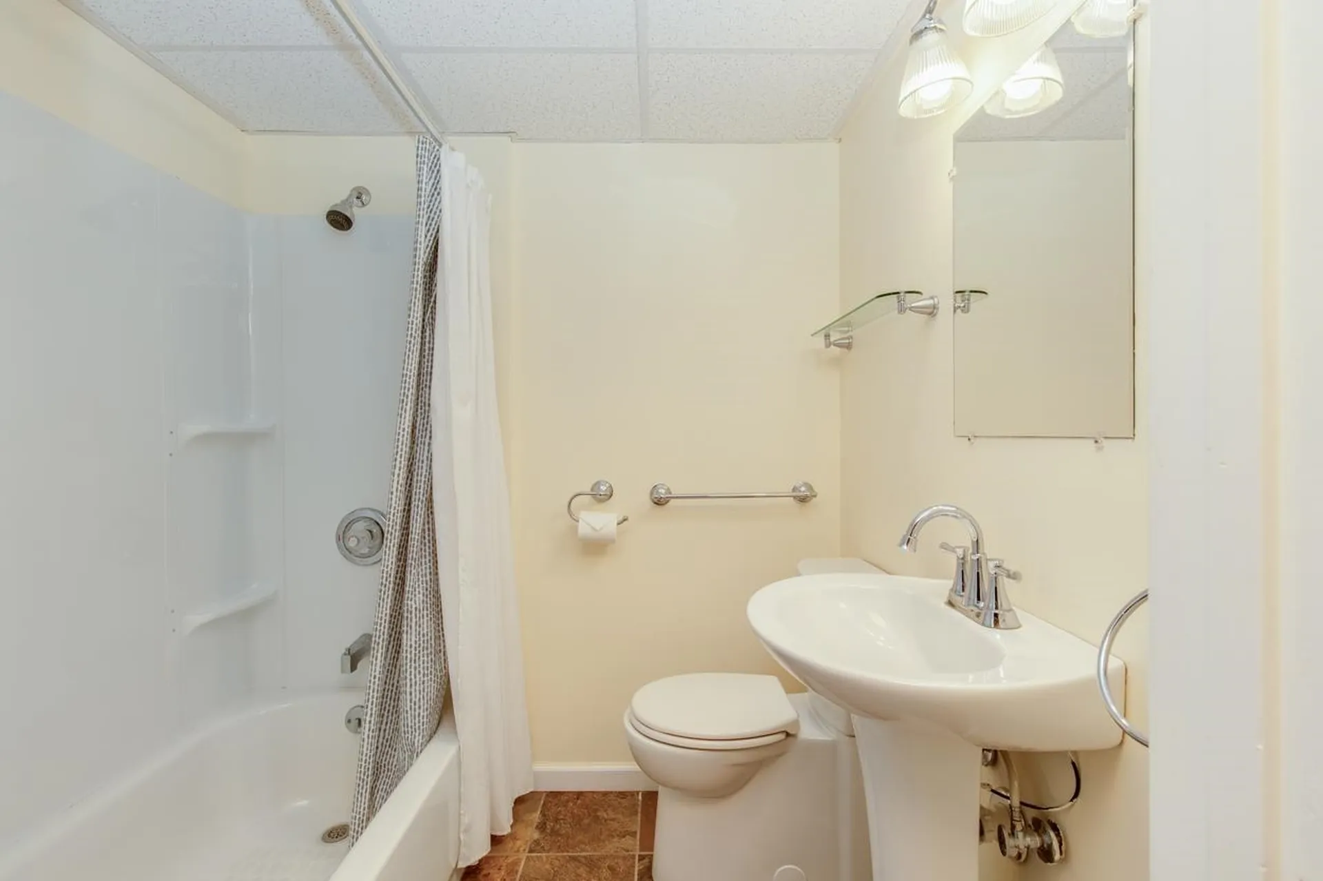 46 Cleveland Hill Road Brookline NH 03033