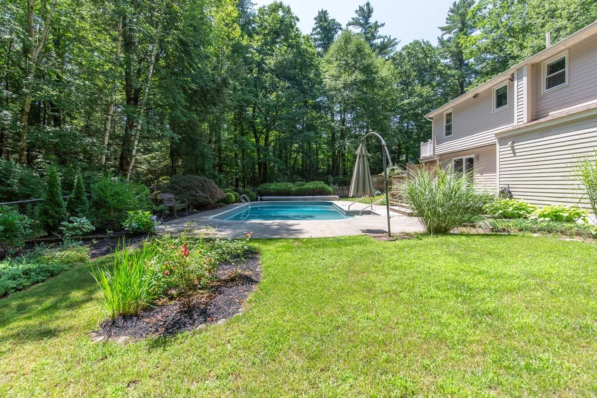 46 Cleveland Hill Road Brookline NH 03033