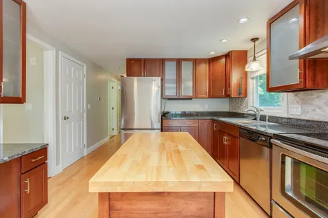 46 Cleveland Hill Road Brookline NH 03033